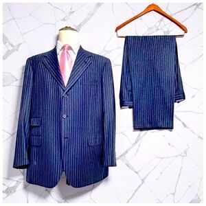 Brioni Super 160's Navy Pinstripe Suit | 46R | Made in Italy | Luxury Tailoring